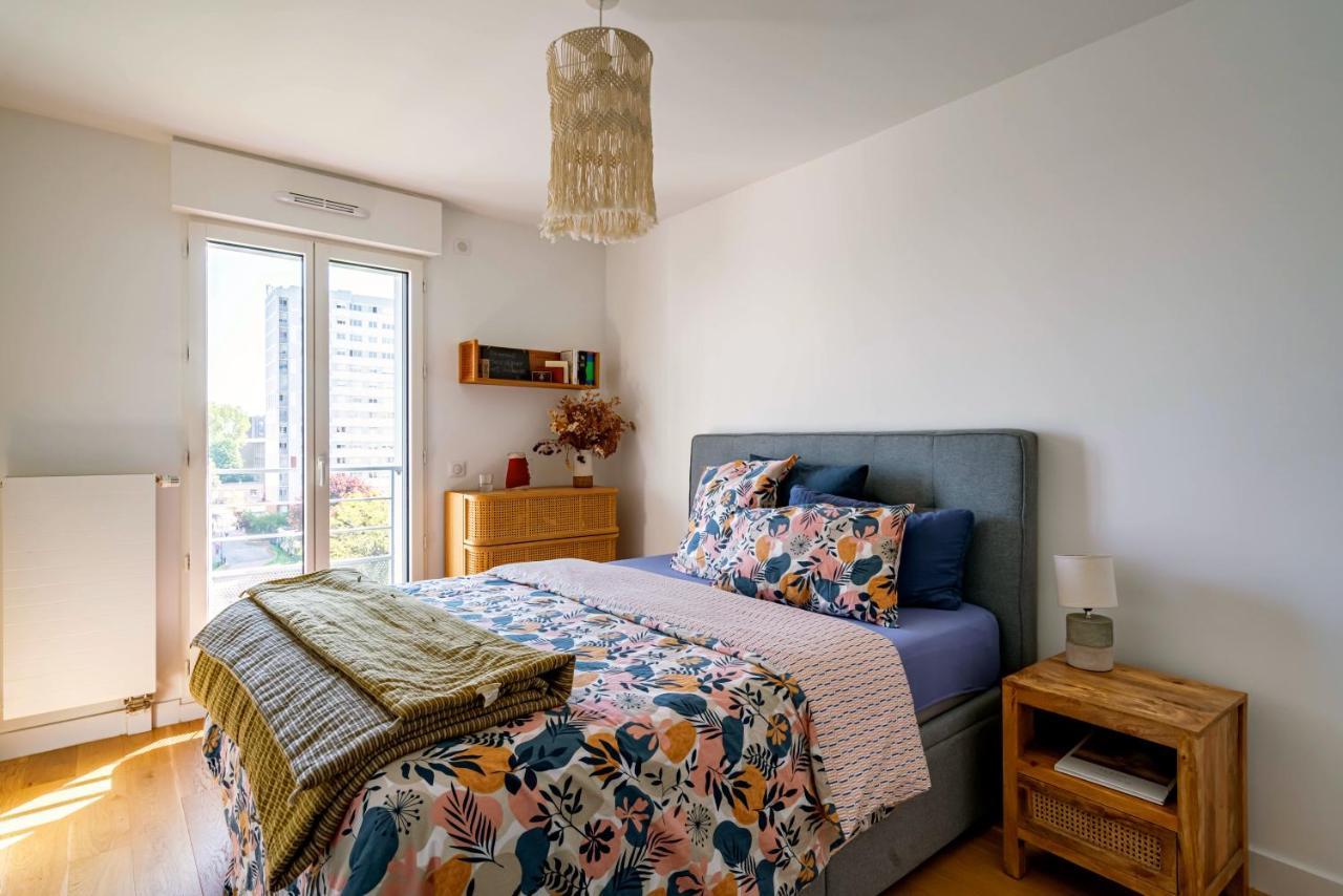 Stunning Apartment With Balcony To Visit Paris Levallois-Perret Exterior foto